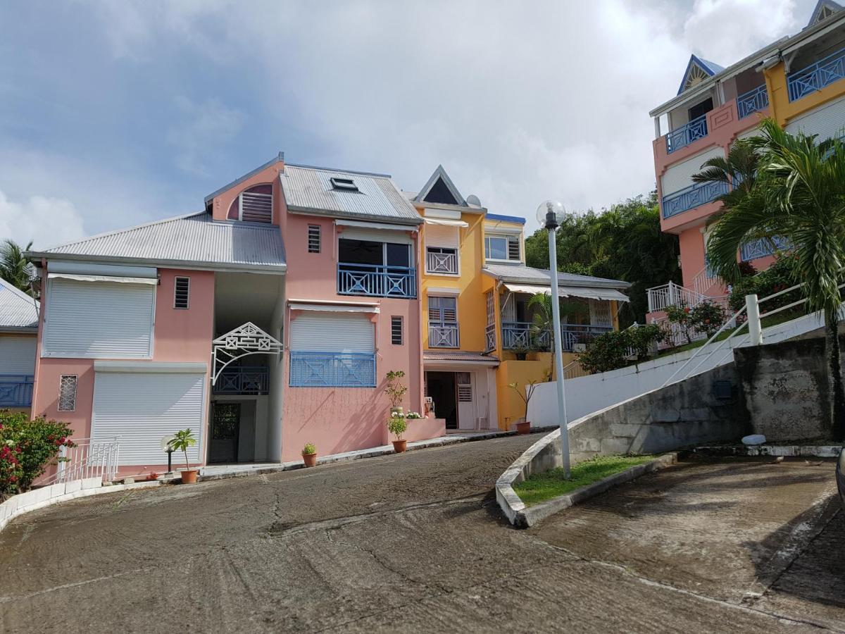 Hibiscus Apartment Ле Госие Екстериор снимка