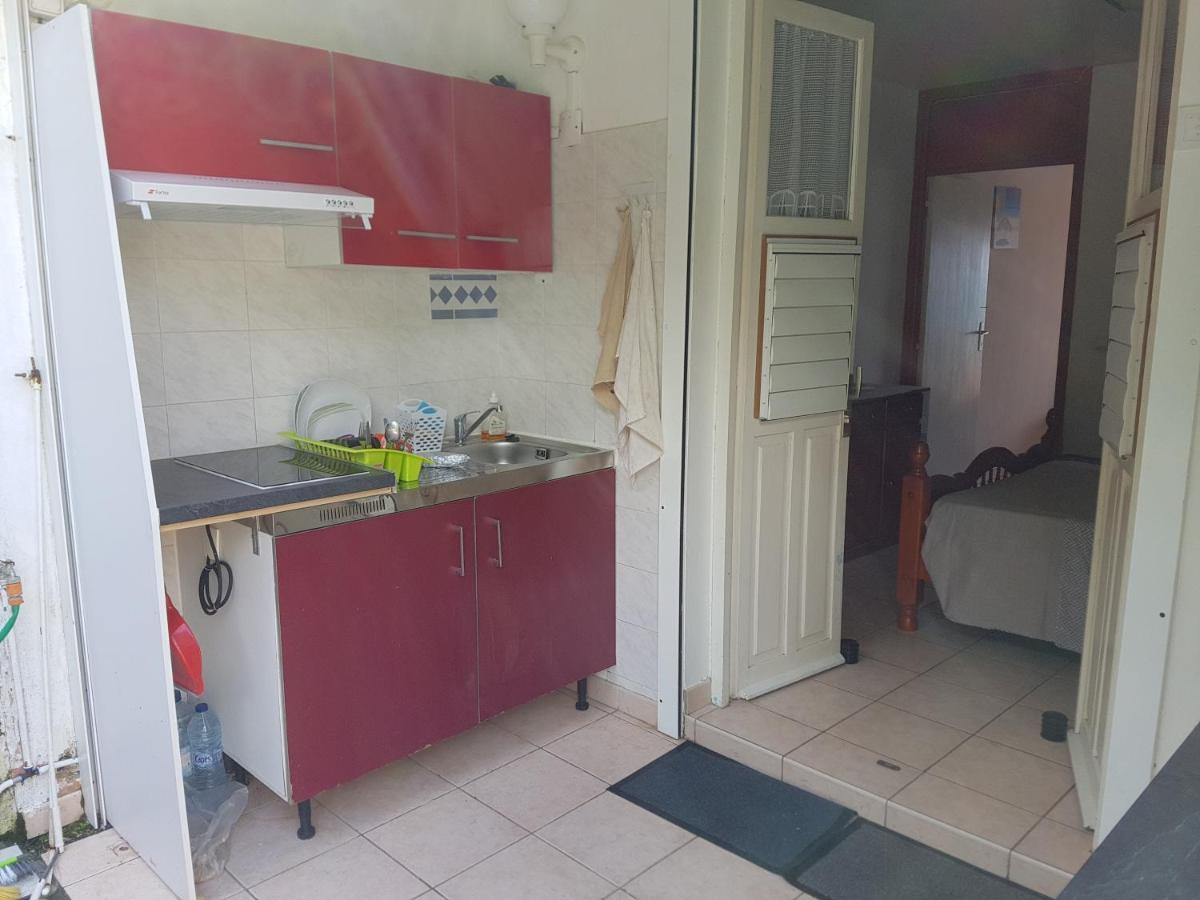 Hibiscus Apartment Ле Госие Екстериор снимка